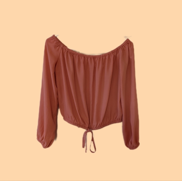 Off-the-shoulder blouse with tie string - Picture 2 of 4